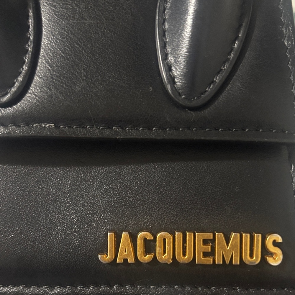 Jacquemus Elegant Black Mini Bag - Picture 2 of 5